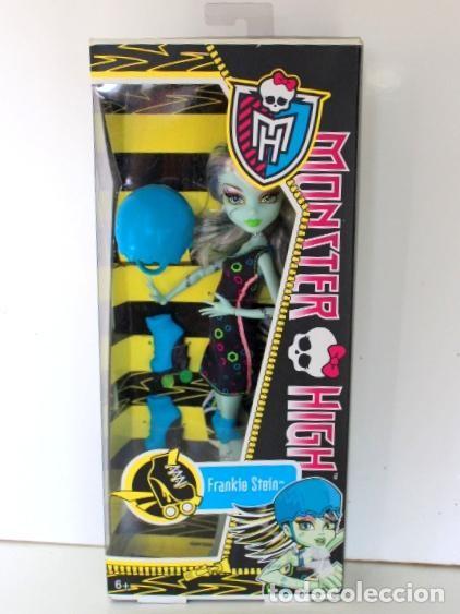 Coleccionismo de revistas y peri&oacute;dicos: Mu&ntilde;eca Monster High: ROLLER FRANKIE STEIN, Monster High - MATTEL (2011) - MATTEL
