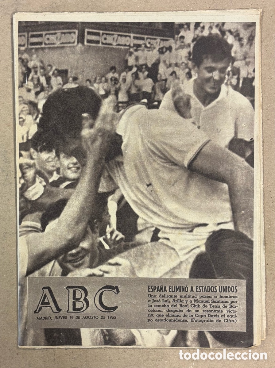 Coleccionismo de revistas y peri&oacute;dicos: ABC (19 DE AGOSTO DE 1965). COPA DAVIS ESPA&Ntilde;A ELIMIN&Oacute; A ESTADOS UNIDOS (JOS&Eacute; LUIS ARILLA Y SANTANA),