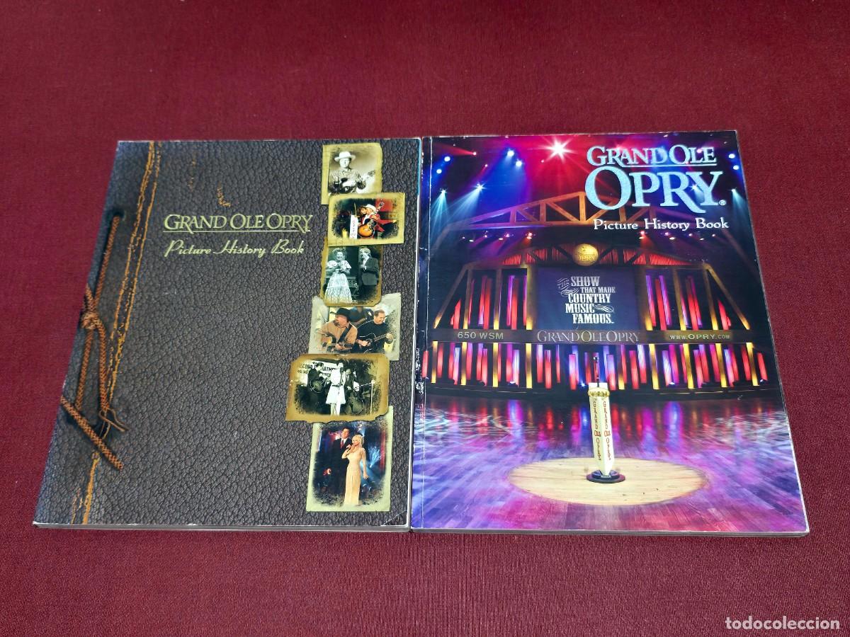 Coleccionismo de revistas y peri&oacute;dicos: 2 libros de fotos Grand Ole Opry
