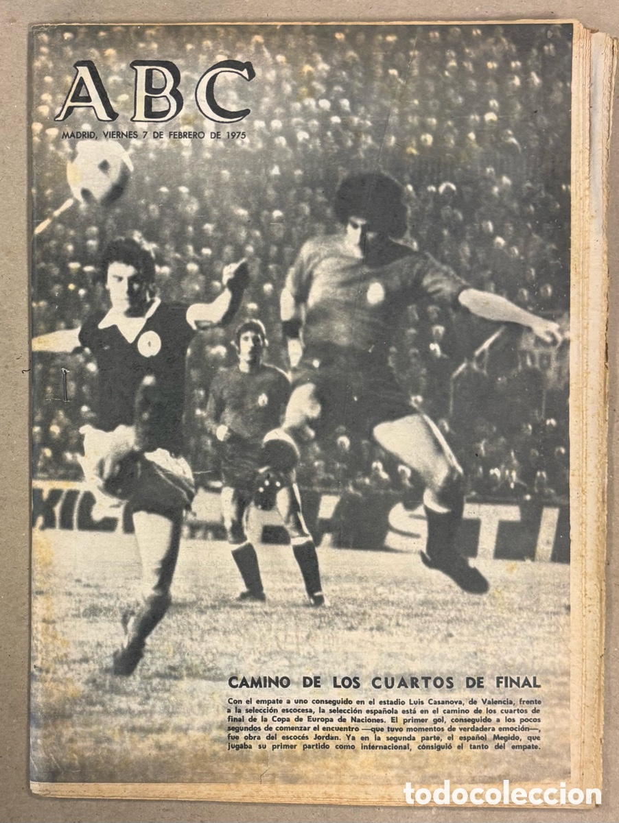 Coleccionismo de revistas y peri&oacute;dicos: ABC (7 DE FEBRERO DE 1975). EMPATE DE LA SELECCI&Oacute;N ESPA&Ntilde;OLA F&Uacute;TBOL FRENTE A ESCOCIA EN VALENCIA