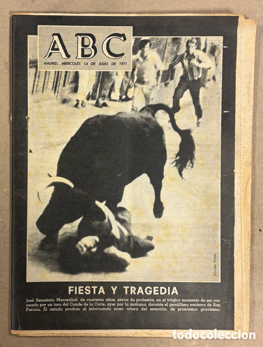 Coleccionismo de revistas y peri&oacute;dicos: ABC (14 DE JULIO DE 1971). FIESTA Y TRAGEDIA EN SAN FERM&Iacute;N,&hellip;