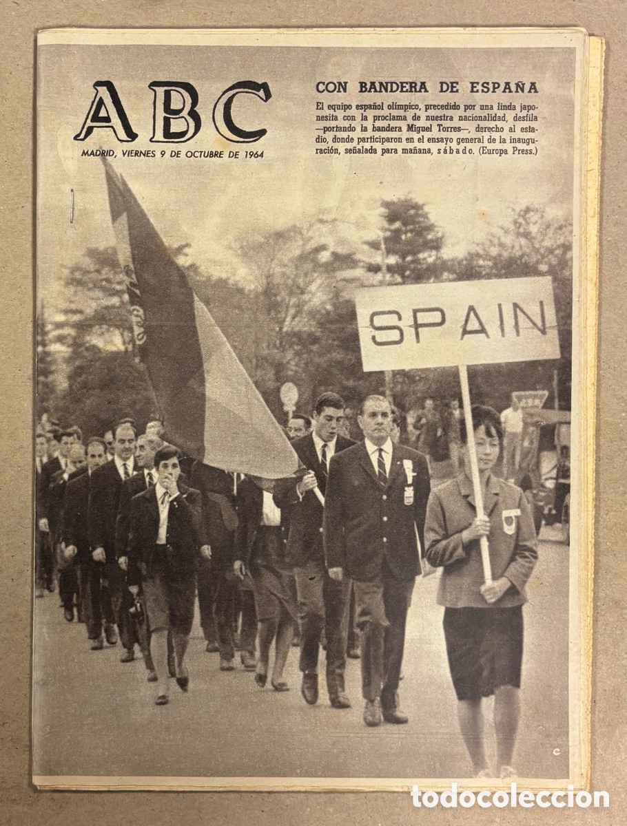 Coleccionismo de revistas y peri&oacute;dicos: ABC (9 DE OCTUBRE DE 1964). EQUIPO OL&Iacute;MPICO ESPA&Ntilde;OL EN JUEGOS OL&Iacute;MPICOS DE TOKIO,&hellip;