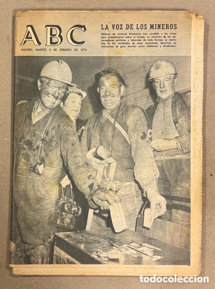 Collezionismo di Riviste e Giornali: ABC (5 DE FEBRERO DE 1974). LA VOZ DE LOS MINEROS, HUELGA MINEROS BRIT&Aacute;NICOS,..