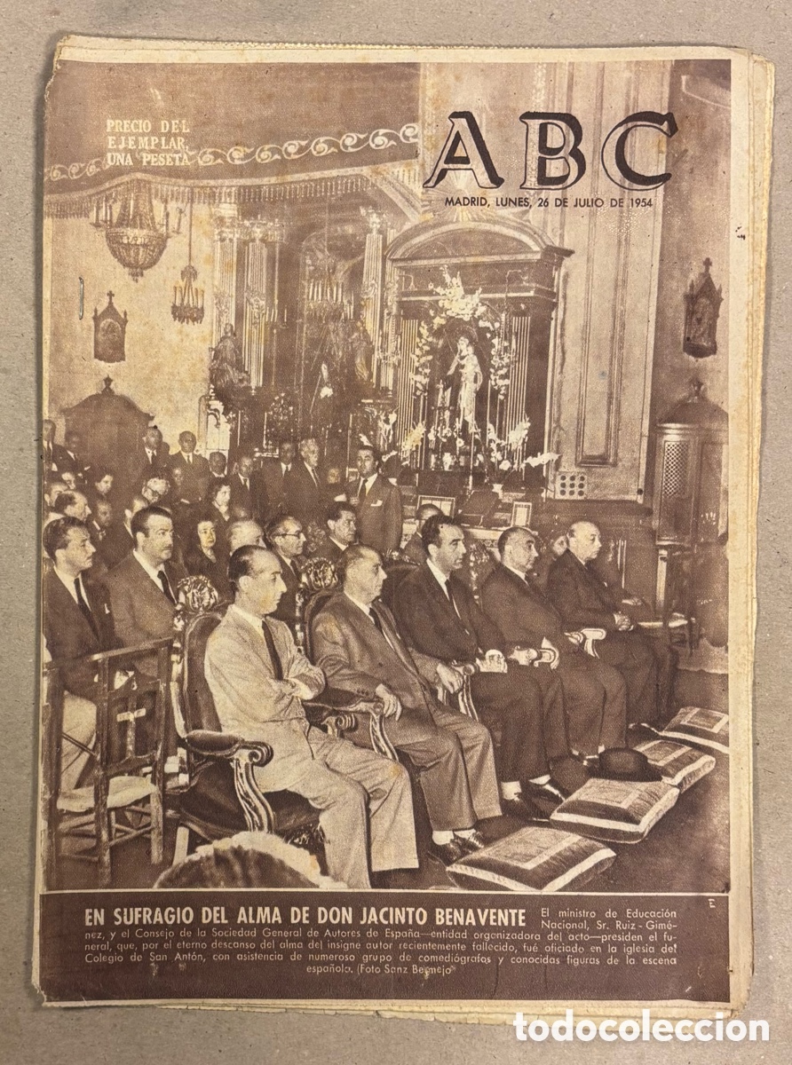 Coleccionismo de revistas y peri&oacute;dicos: ABC (26 DE JULIO DE 1954). EN SUFRAGIO DEL ALMA DE DON JACINTO BENAVENTE,&hellip;