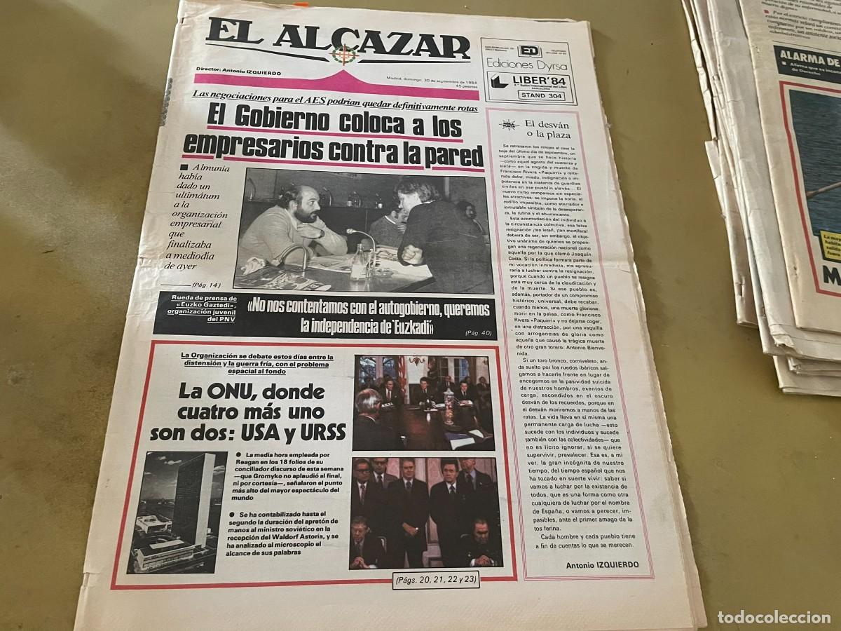 Coleccionismo de revistas y peri&oacute;dicos: EL ALCAZAR 30 DE SEPTIEMBRE 1984 LINA MORGAN LA ONU CARMEN DE FRANCESCO ROSSI