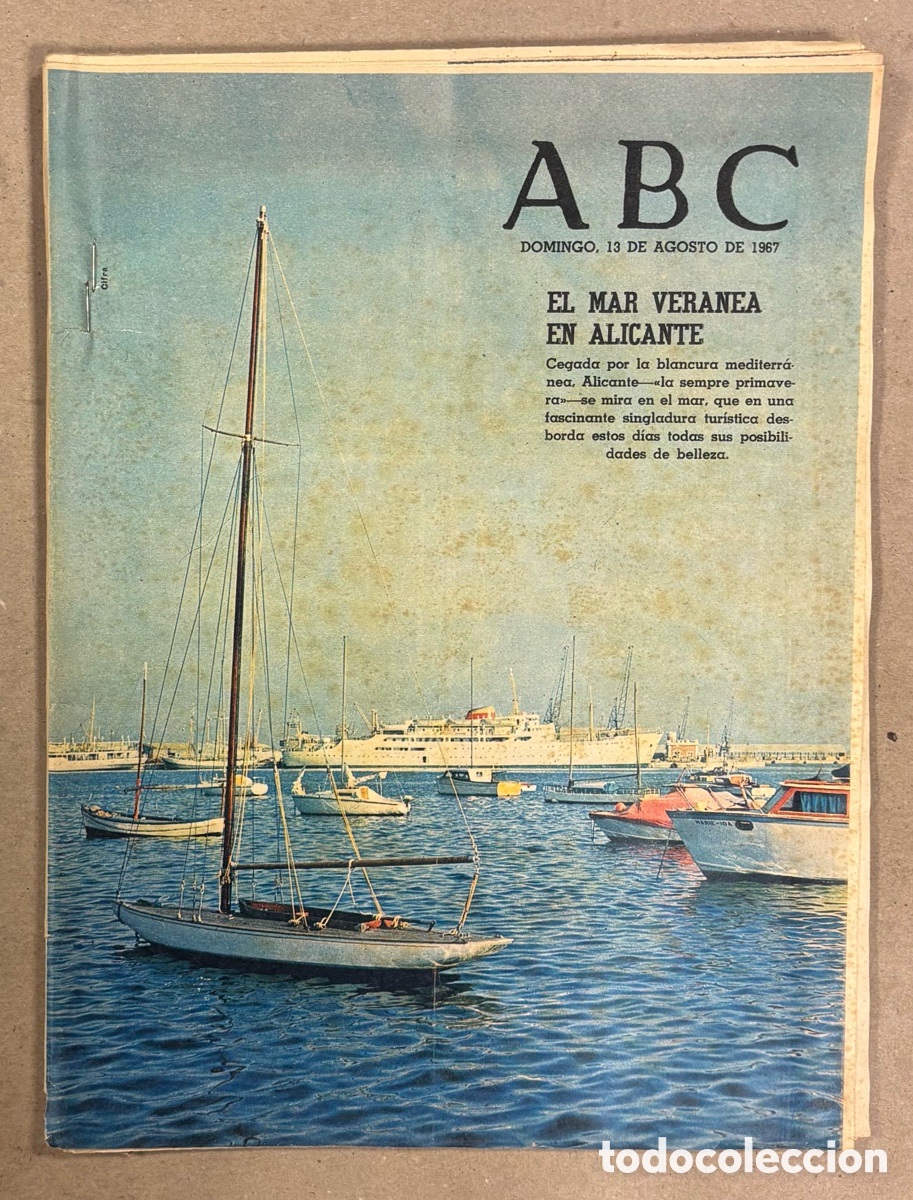 Coleccionismo de revistas y peri&oacute;dicos: ABC (13 DE AGOSTO DE 1967). EL MAR VERANEA EN ALICANTE,&hellip;
