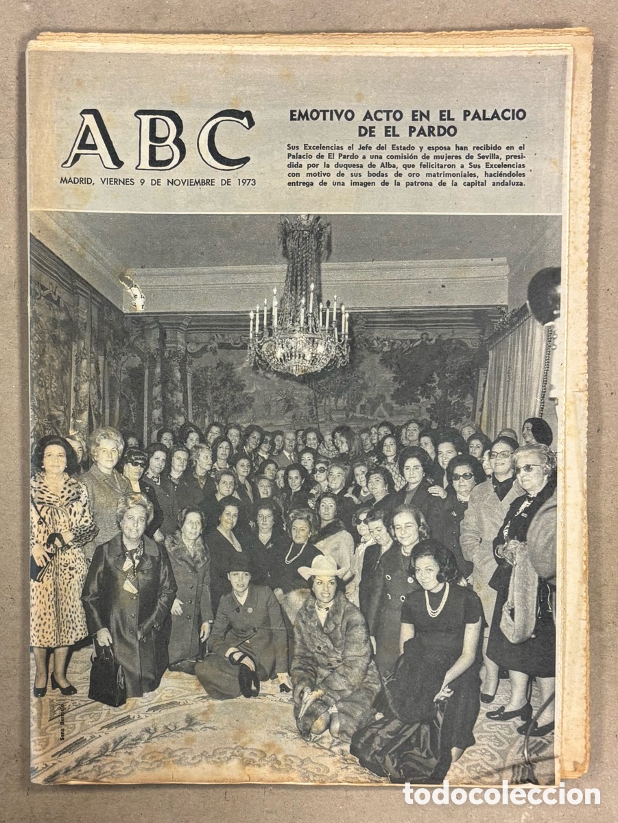 Coleccionismo de revistas y peri&oacute;dicos: ABC (19 DE AGOSTO DE 1975). MUJERES DE SEVILLA RECIBIDAS EN EL PARDO POR FRANCO DUQUESA DE ALBA