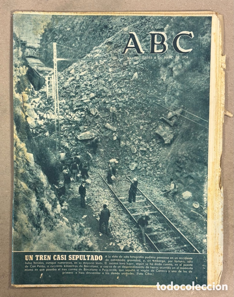 Coleccionismo de revistas y peri&oacute;dicos: ABC (15 NOVIEMBRE 1969). UN TREN CASI SEPULTADO EN EL PUENTE DE CAN PAL&Aacute;U BARCELONA - PUIGCERD&Aacute;,&hellip;