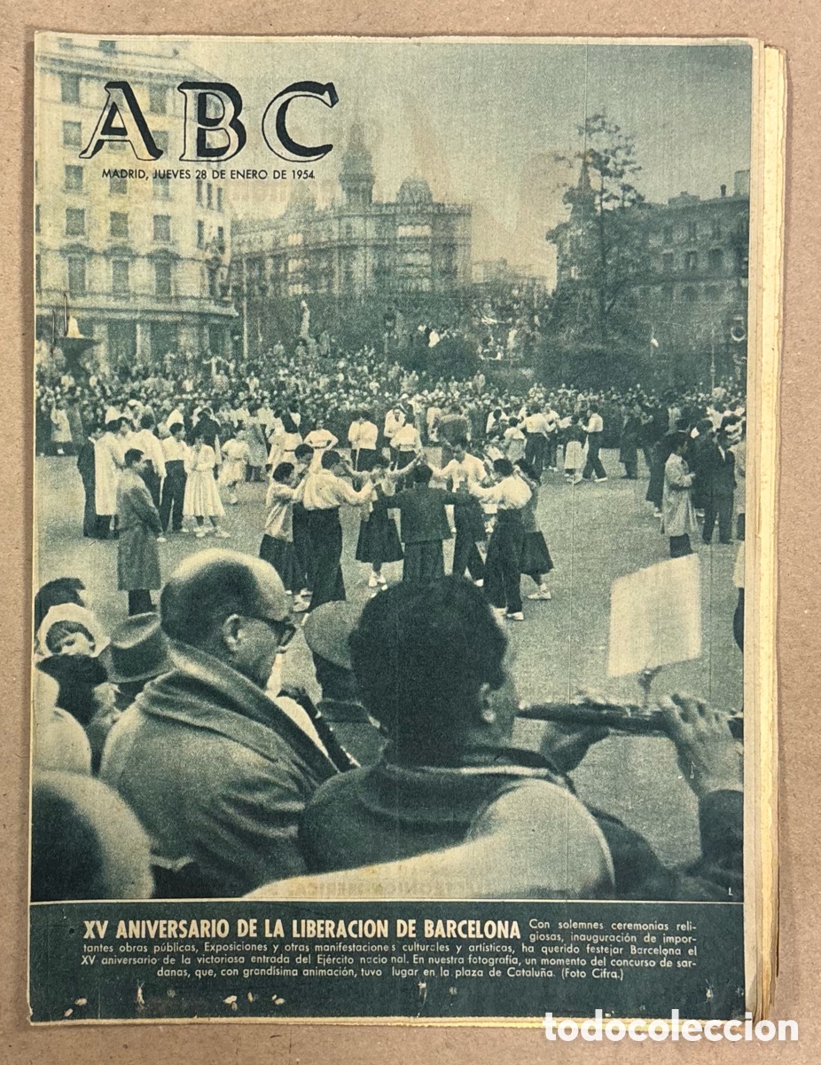 Coleccionismo de revistas y peri&oacute;dicos: ABC (28 DE ENERO DE 1954). XV ANIVERSARIO DE LA LIBERACI&Oacute;N DE BARCELONA,&hellip;