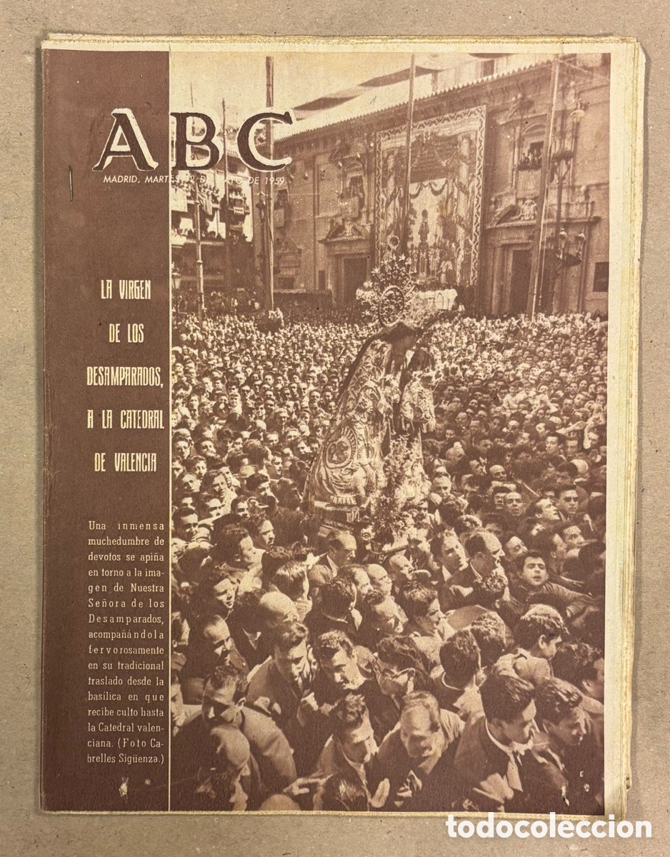 Coleccionismo de revistas y peri&oacute;dicos: ABC (12 DE MAYO DE 1959). LA VIRGEN DE LOS DESAMPARADOS A LA CATEDRAL DE VALENCIA,