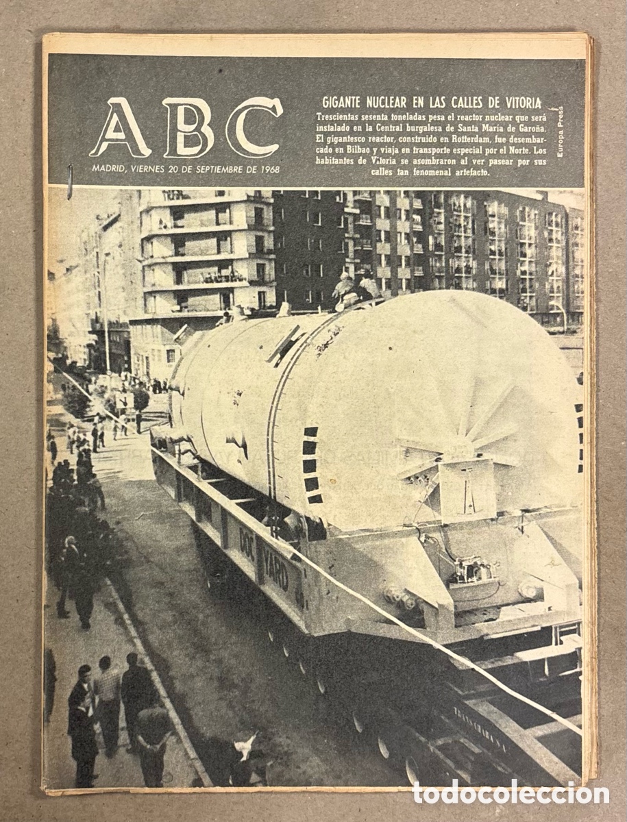Coleccionismo de revistas y peri&oacute;dicos: ABC (20 SEPTIEMBRE 1968). GIGANTE NUCLEAR EN CALLES DE VITORIA SER&Aacute; INSTALADO EN NUCLEAR DE GARO&Ntilde;A