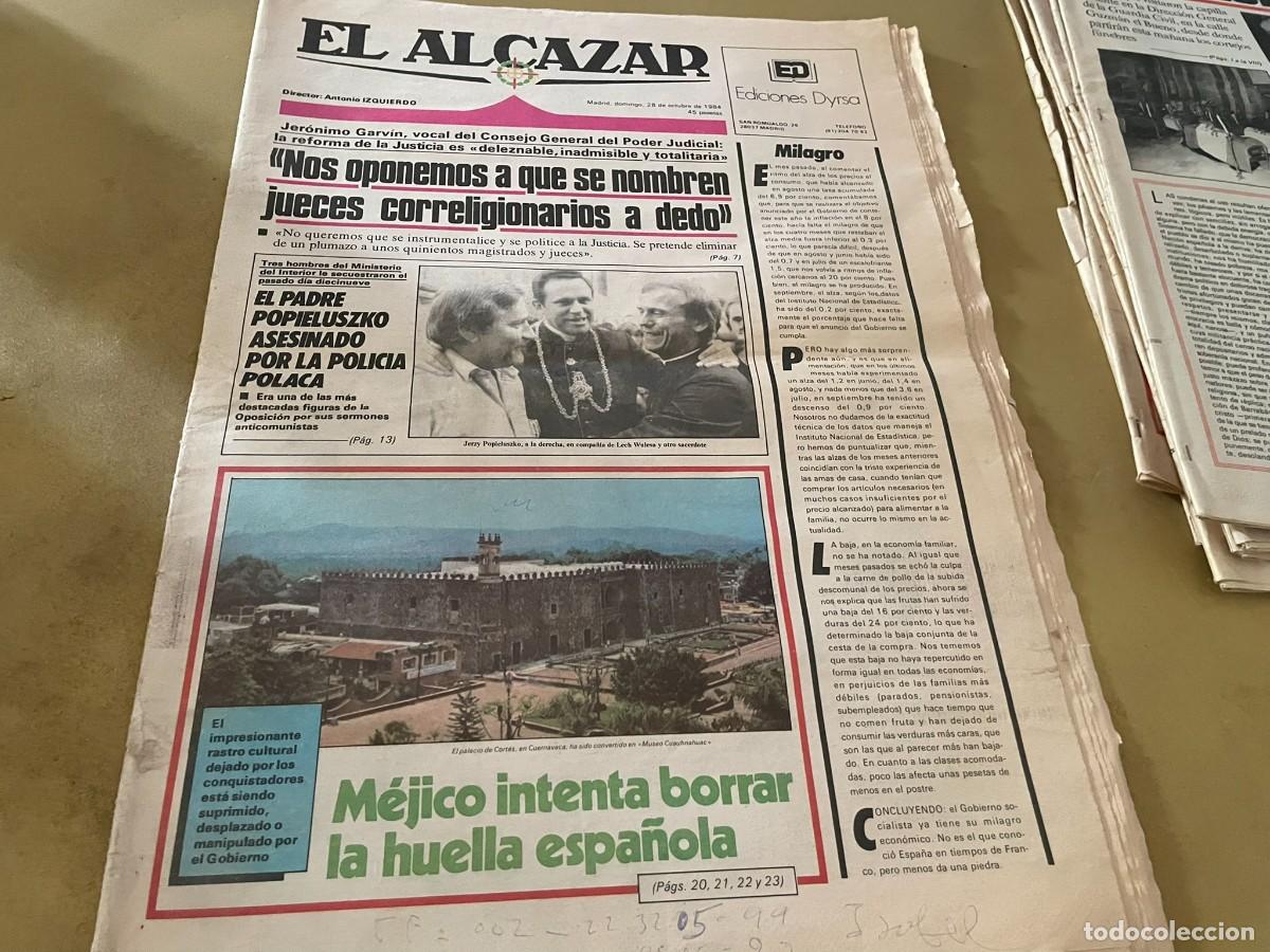 Sammeln von Zeitschriften und Zeitungen: PERIODICO EL ALCAZAR 28 DE OCTUBRE 1984 LOLA FLORES M&Eacute;JICO Y ESPA&Ntilde;A A CARA DESCUBIERTA ROGER MOORE