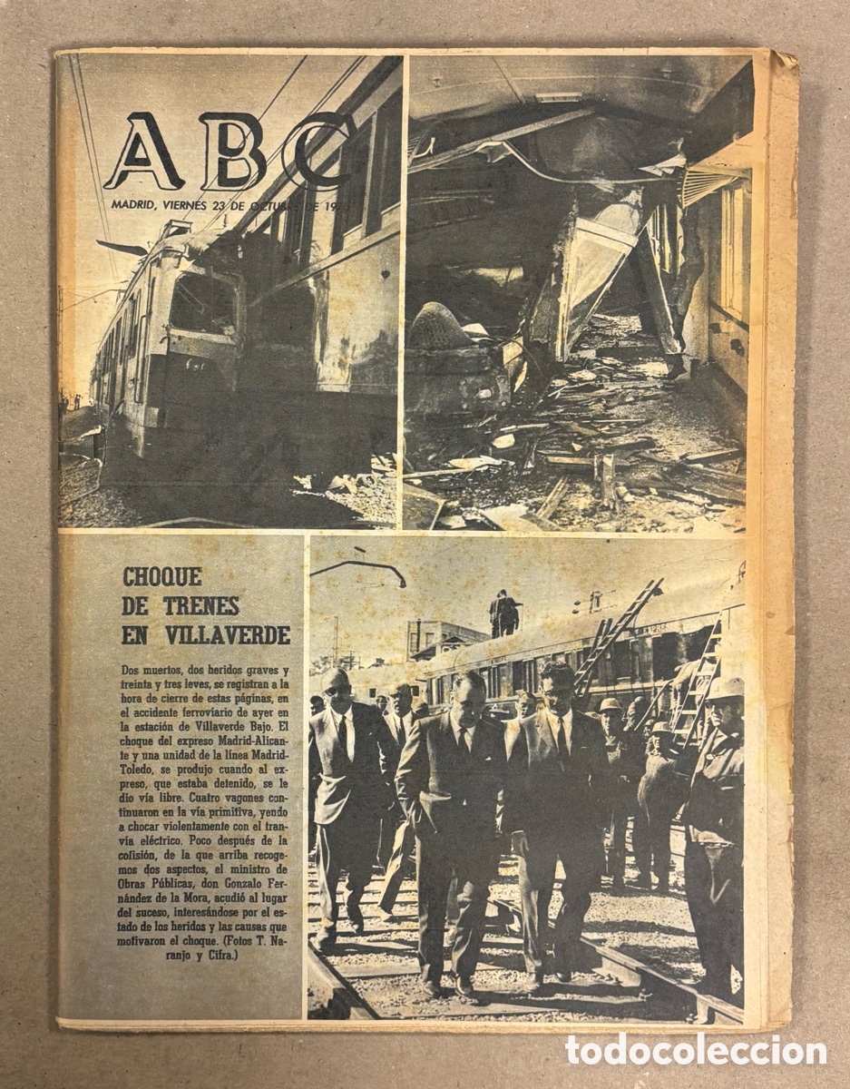 Coleccionismo de revistas y peri&oacute;dicos: ABC (23 DE OCTUBRE DE 1970). COQUE DE TRENES EN VILLAVERDE BAJO (MADRID),&hellip;