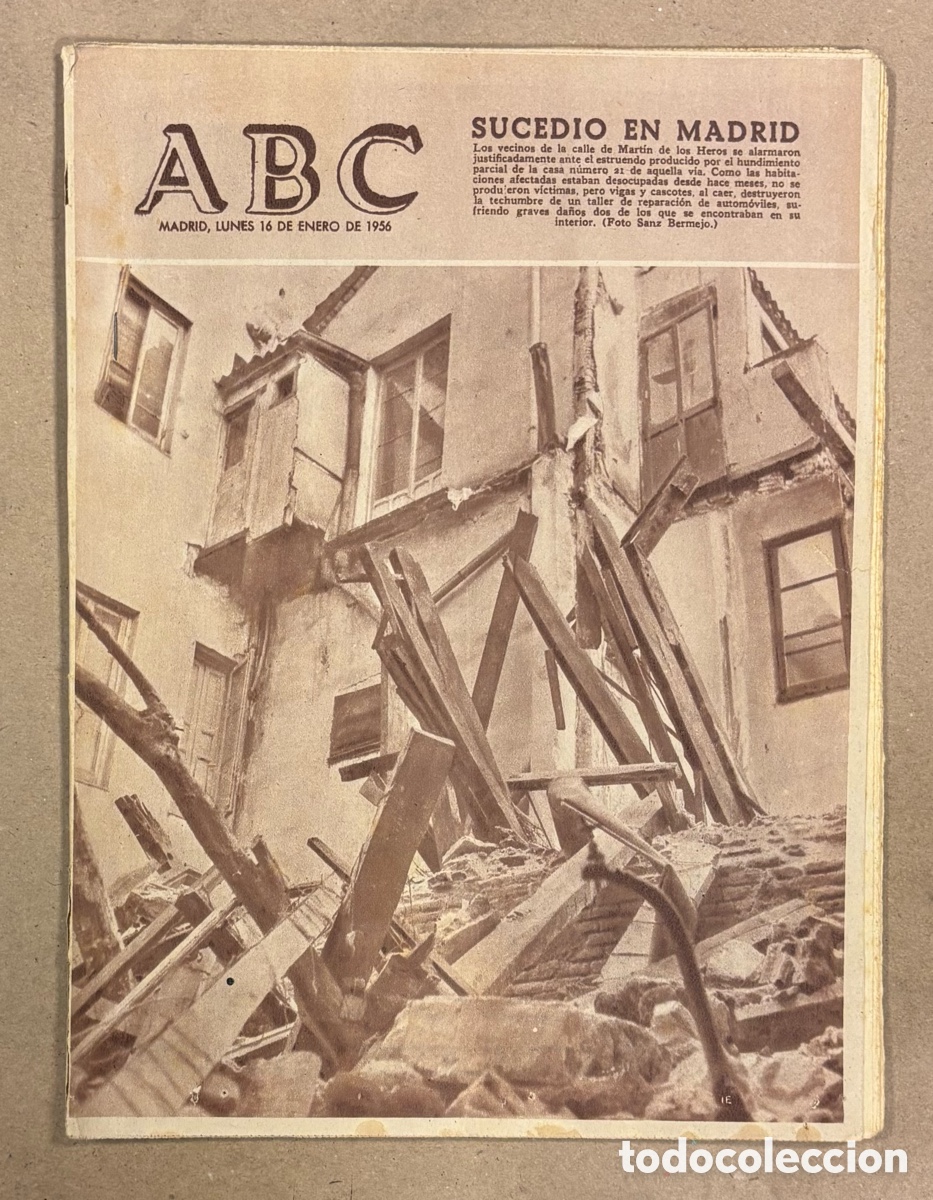 Coleccionismo de revistas y peri&oacute;dicos: ABC (16 DE ENERO DE 1956). DERRUMBE EDIFICIO CALLE MART&Iacute;N DE HOYOS EN MADRID,&hellip;