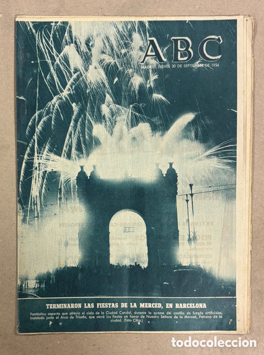 Coleccionismo de revistas y peri&oacute;dicos: ABC (30 DE SEPTIEMBRE DE 1954). TERMINARON LAS FIESTAS DE MERCED EN BARCELONA,..,