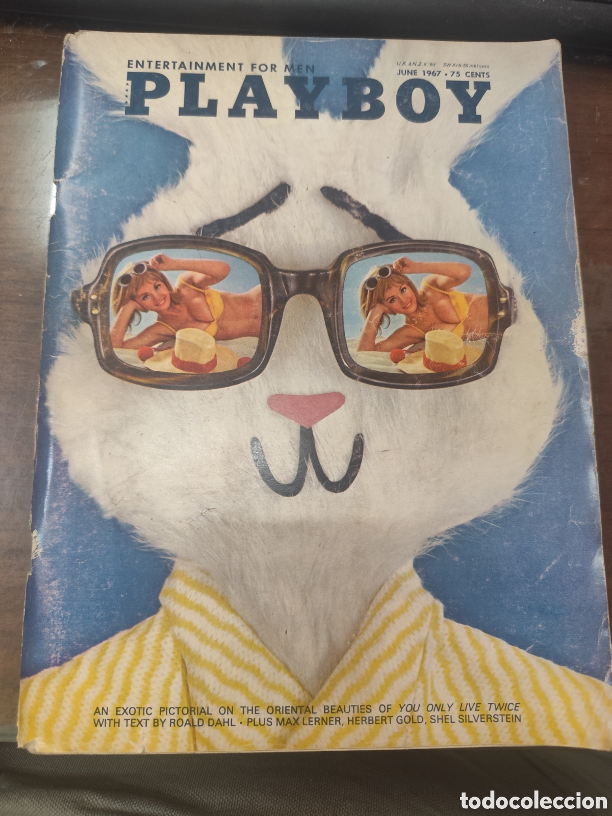 Coleccionismo de revistas y peri&oacute;dicos: Playboy USA June 1967. Incluye p&oacute;ster central