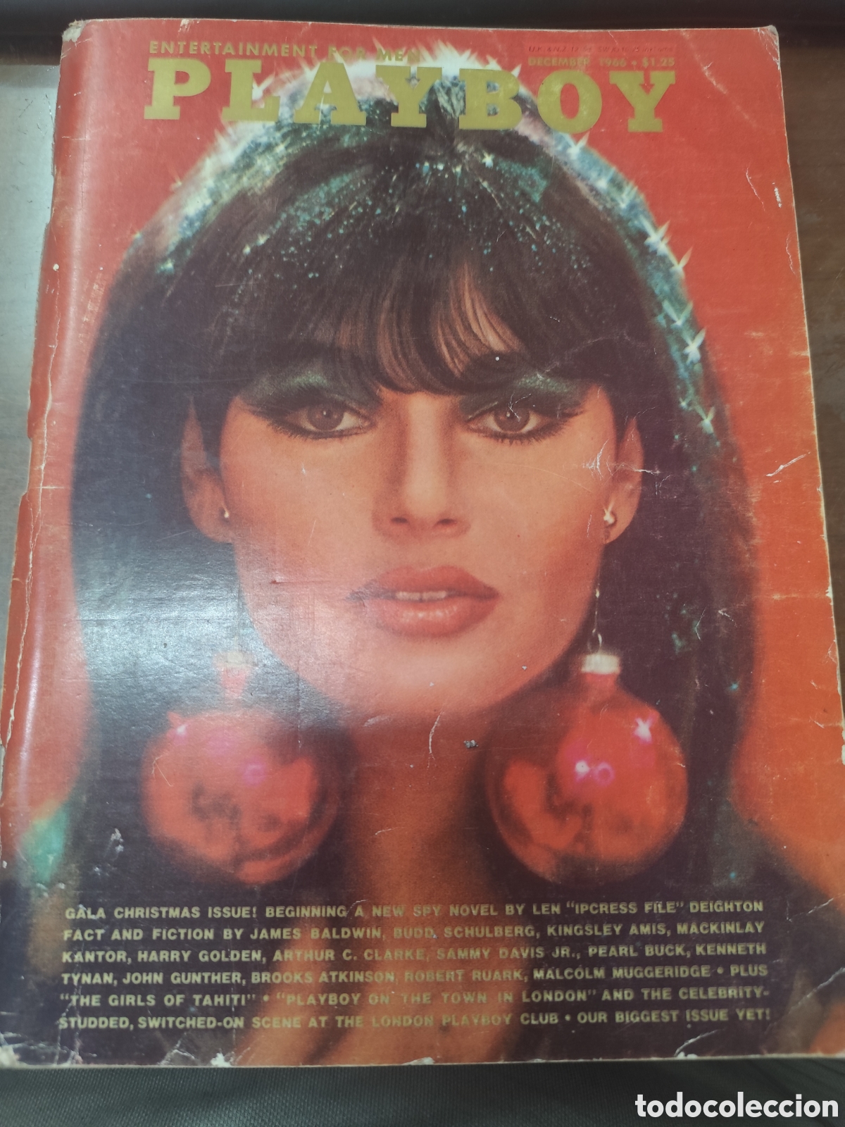 Coleccionismo de revistas y peri&oacute;dicos: Revista Playboy USA decembre 1966. Incluye p&oacute;ster central. Erotica