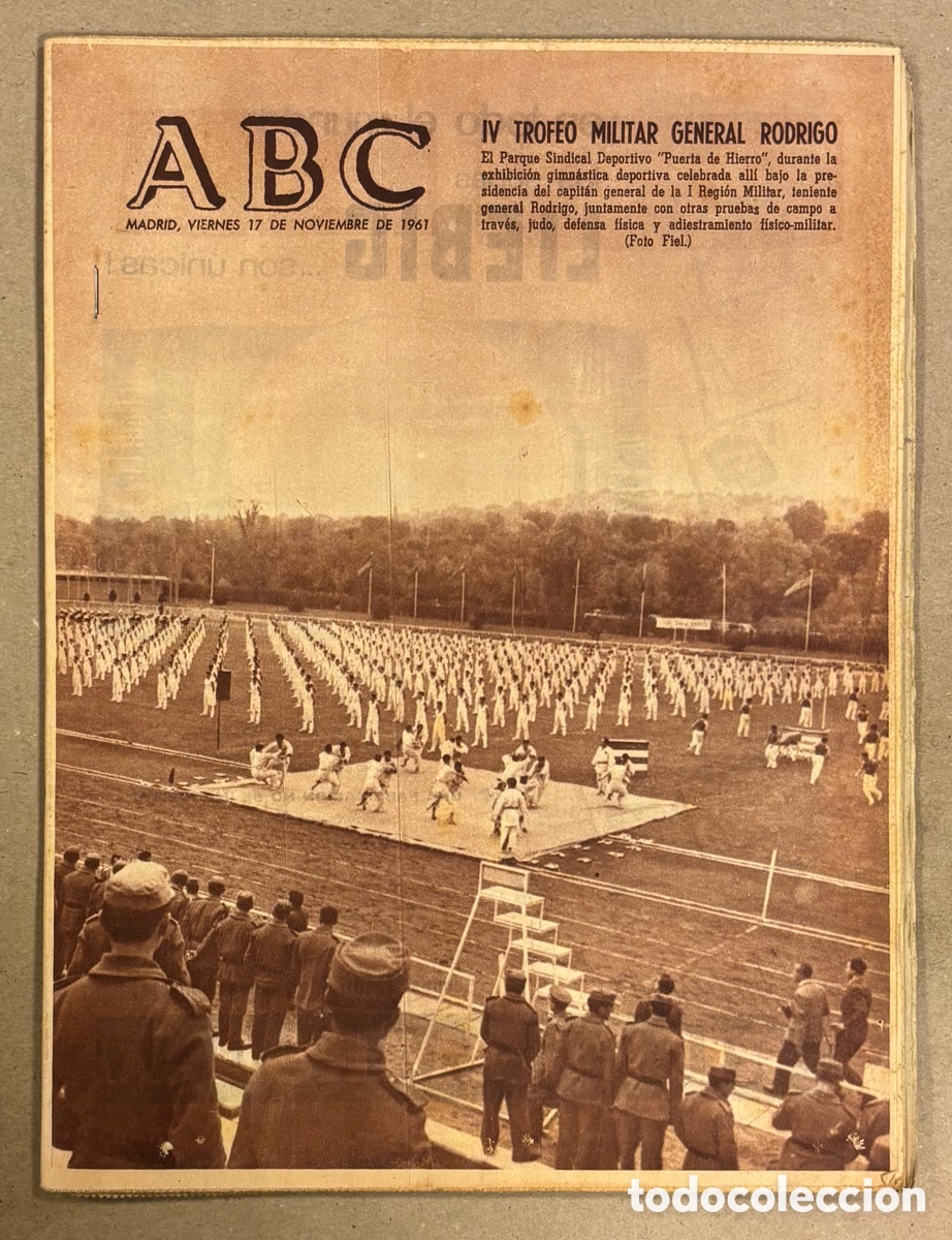Coleccionismo de revistas y peri&oacute;dicos: ABC (17 DE NOVIEMBRE DE 1961). TROFEO MILITAR GENERAL RODRIGO PARQUE SINDICAL PUERTA DE HIERRO