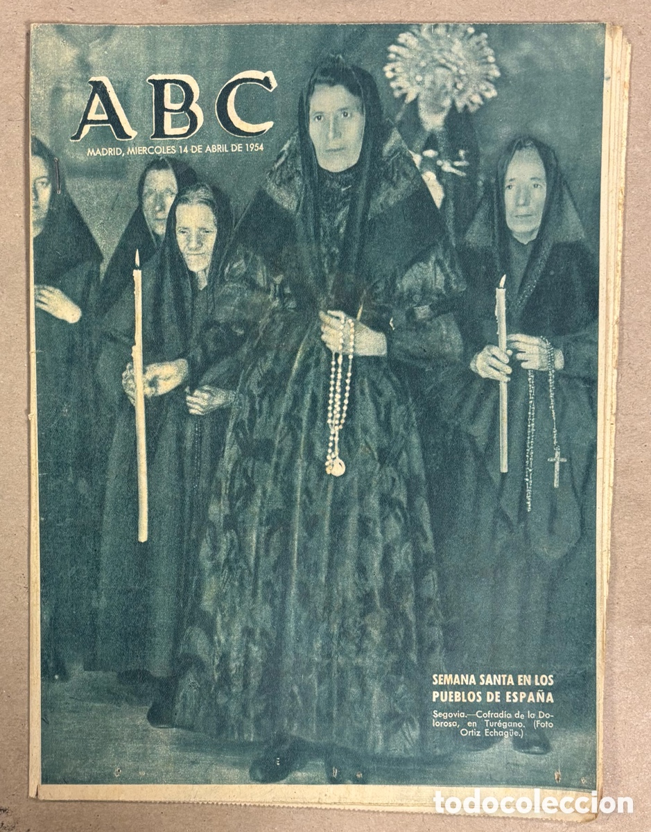 Coleccionismo de revistas y peri&oacute;dicos: ABC (14 ABRIL 1954). COFRAD&Iacute;A DE LA DOLOROSA EN TUR&Eacute;GANO (SEGOVIA), VICTORIA ESPA&Ntilde;A F&Uacute;TBOL JUVENIL,.