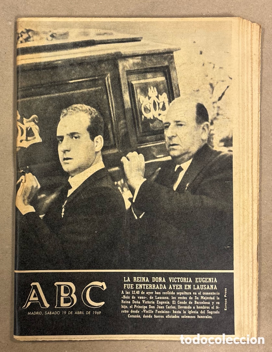 Coleccionismo de revistas y peri&oacute;dicos: ABC (19 DE ABRIL DE 1969). ENTIERRO REINA VICTORIA EUGENIA: DON JUAN Y JUAN CARLOS,&hellip;
