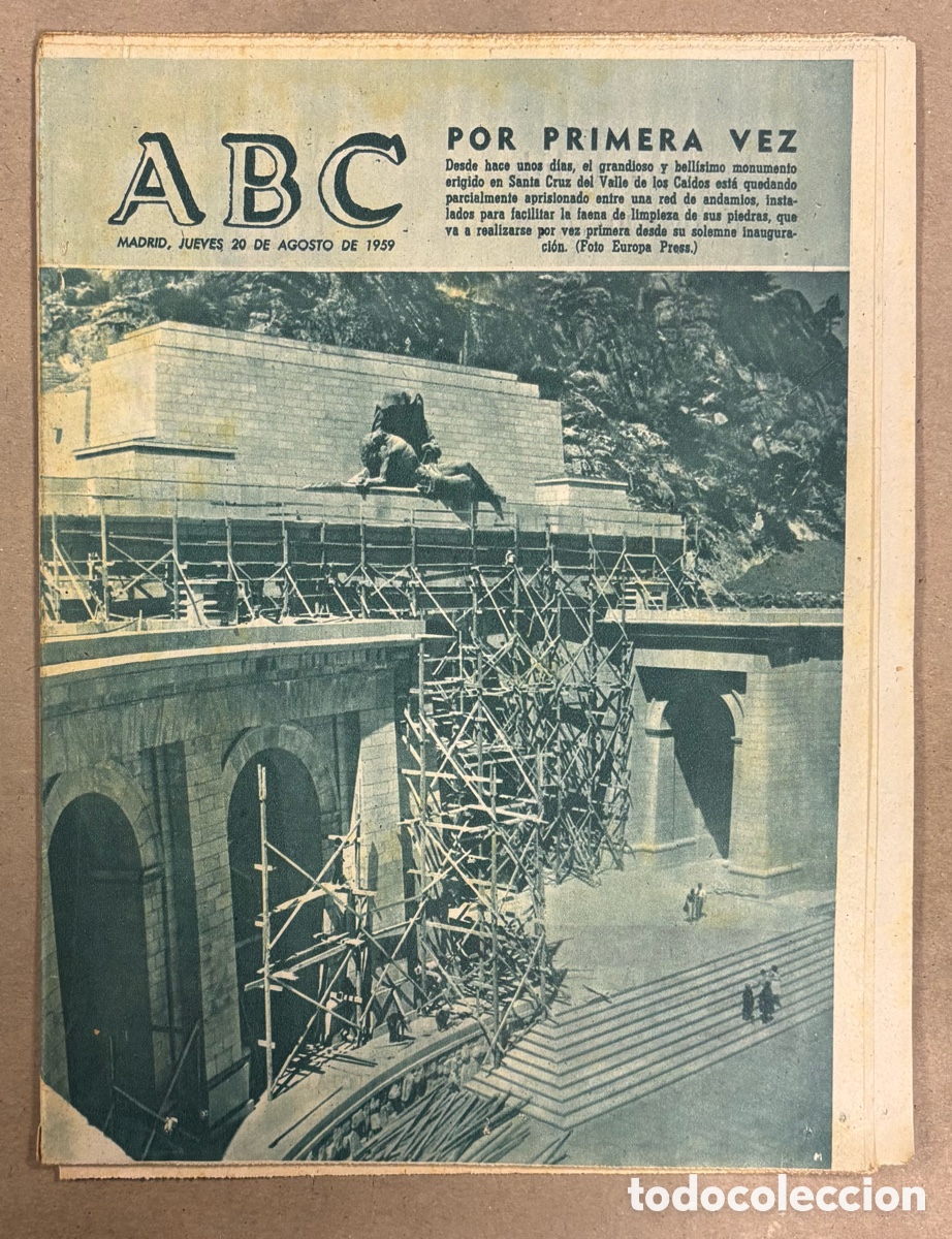 Coleccionismo de revistas y peri&oacute;dicos: ABC (20 DE AGOSTO DE 1959). LIMPIEZA DEL MONUMENTO SANTA CRUZ DEL VALLE DE LOS CA&Iacute;DOS,,,,