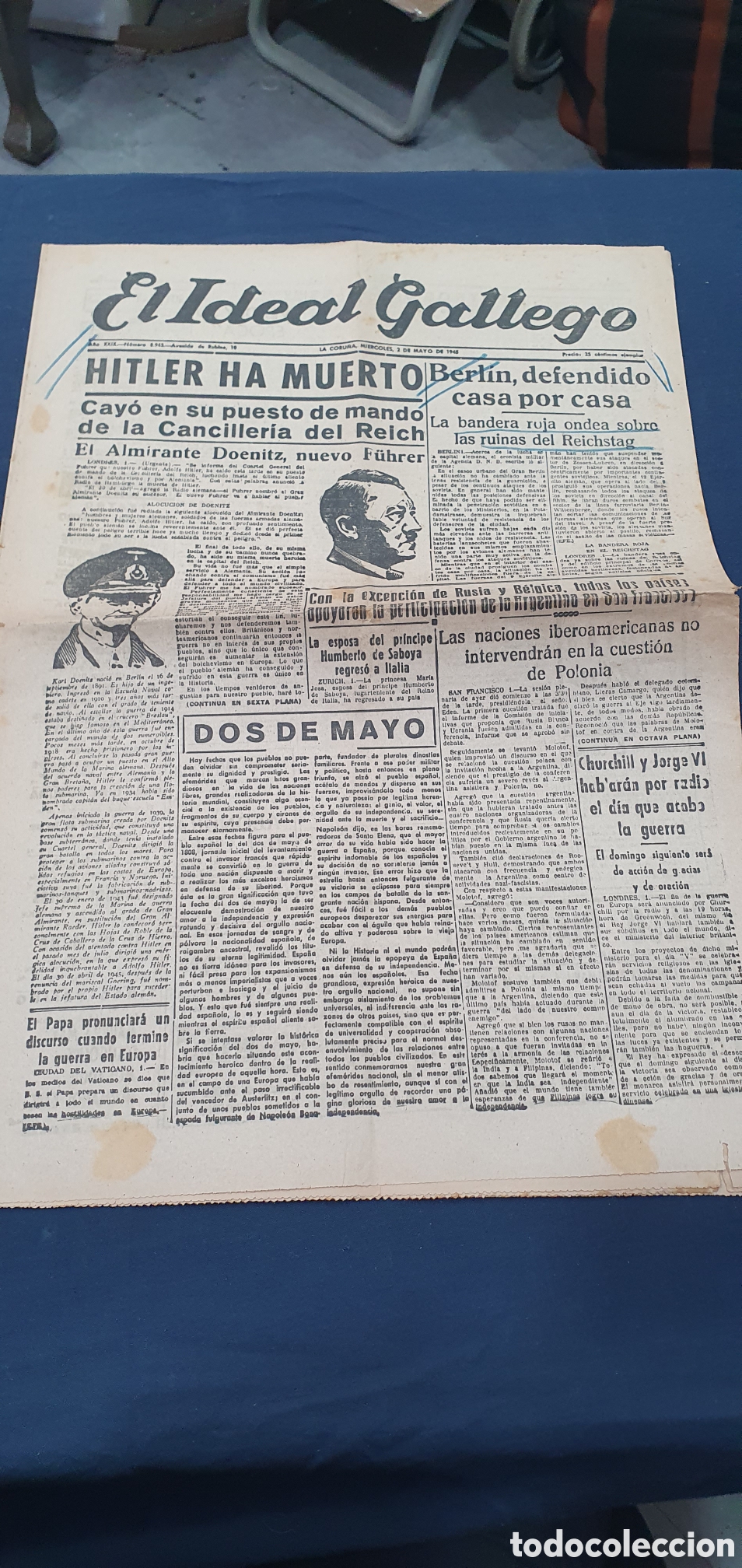 Sammeln von Zeitschriften und Zeitungen: Portada de peri&oacute;dico El Ideal Gallego. 1945. Hitler ha muerto. (L137)