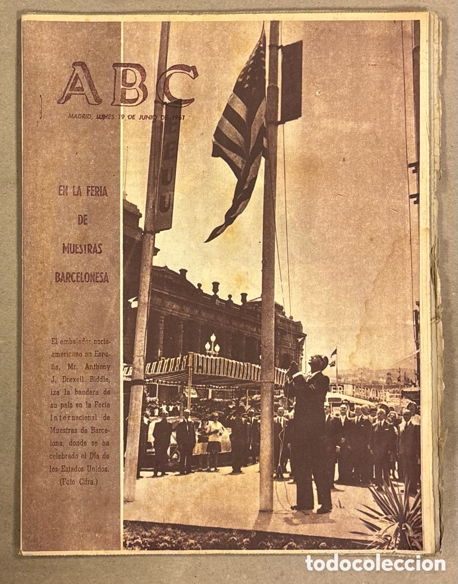 Coleccionismo de revistas y peri&oacute;dicos: ABC (19 JUNIO 1961 IZADA BANDERA NORTEAMERICANA EN FERIA BARCELONA, REAL MADRID 7-1 BETIS (PUSKAS x6