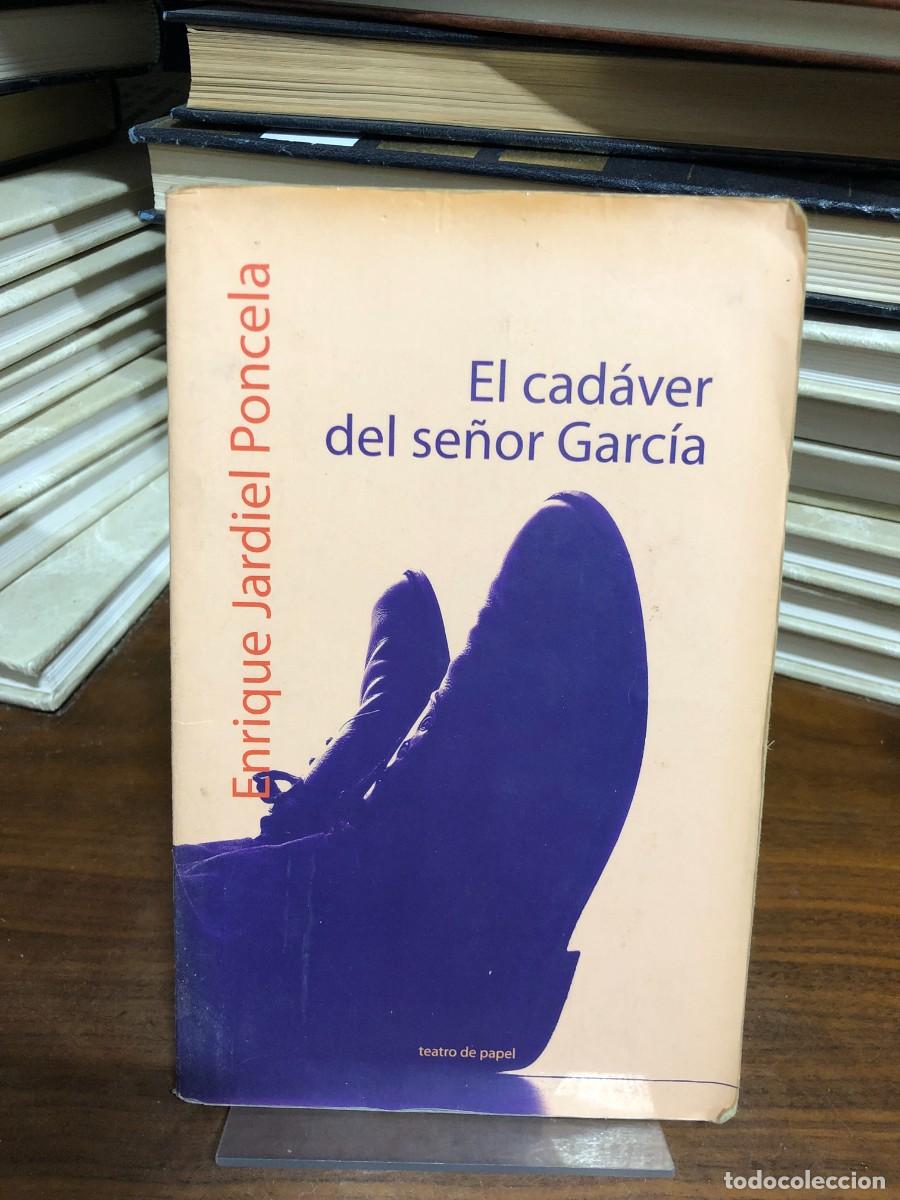 Coleccionismo de revistas y peri&oacute;dicos: El cad&aacute;ver del se&ntilde;or Garc&iacute;a Enrique Jardiel Poncela / Teatro de papel
