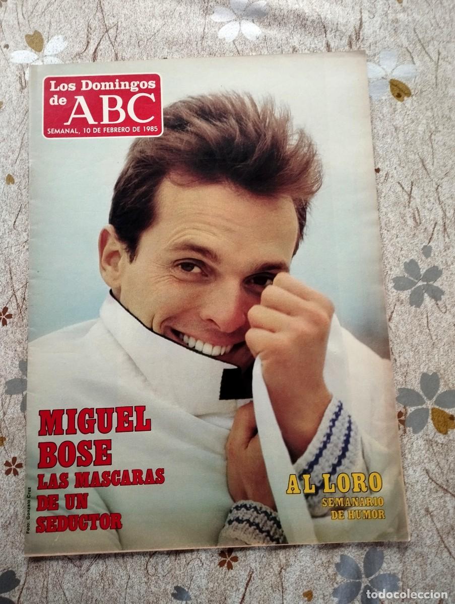 Coleccionismo de revistas y peri&oacute;dicos: DOMINGOS DE ABC / MIGUEL BOSE, ELIZABETH TAYLOR