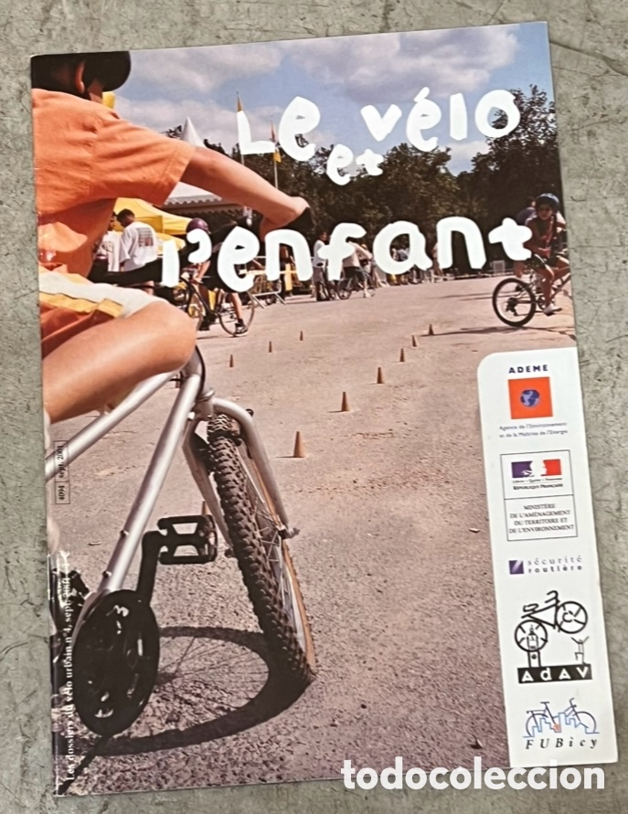 Coleccionismo de revistas y peri&oacute;dicos: Revista. Le Velo et L&rsquo;Enfant. FUNICY. FRANCIA. 2001.