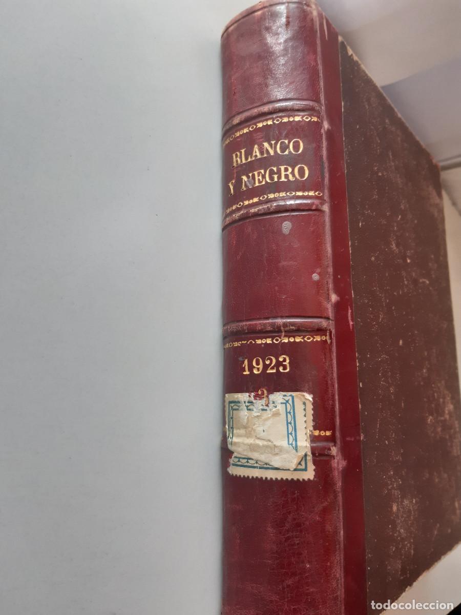 Coleccionismo de revistas y peri&oacute;dicos: BLANCO Y NEGRO REVISTA TOMO 1923 N&ordm; 1676 HASTA 1689 14 REVISTAS BLANCO Y NEGRO TM Tapas duras piel