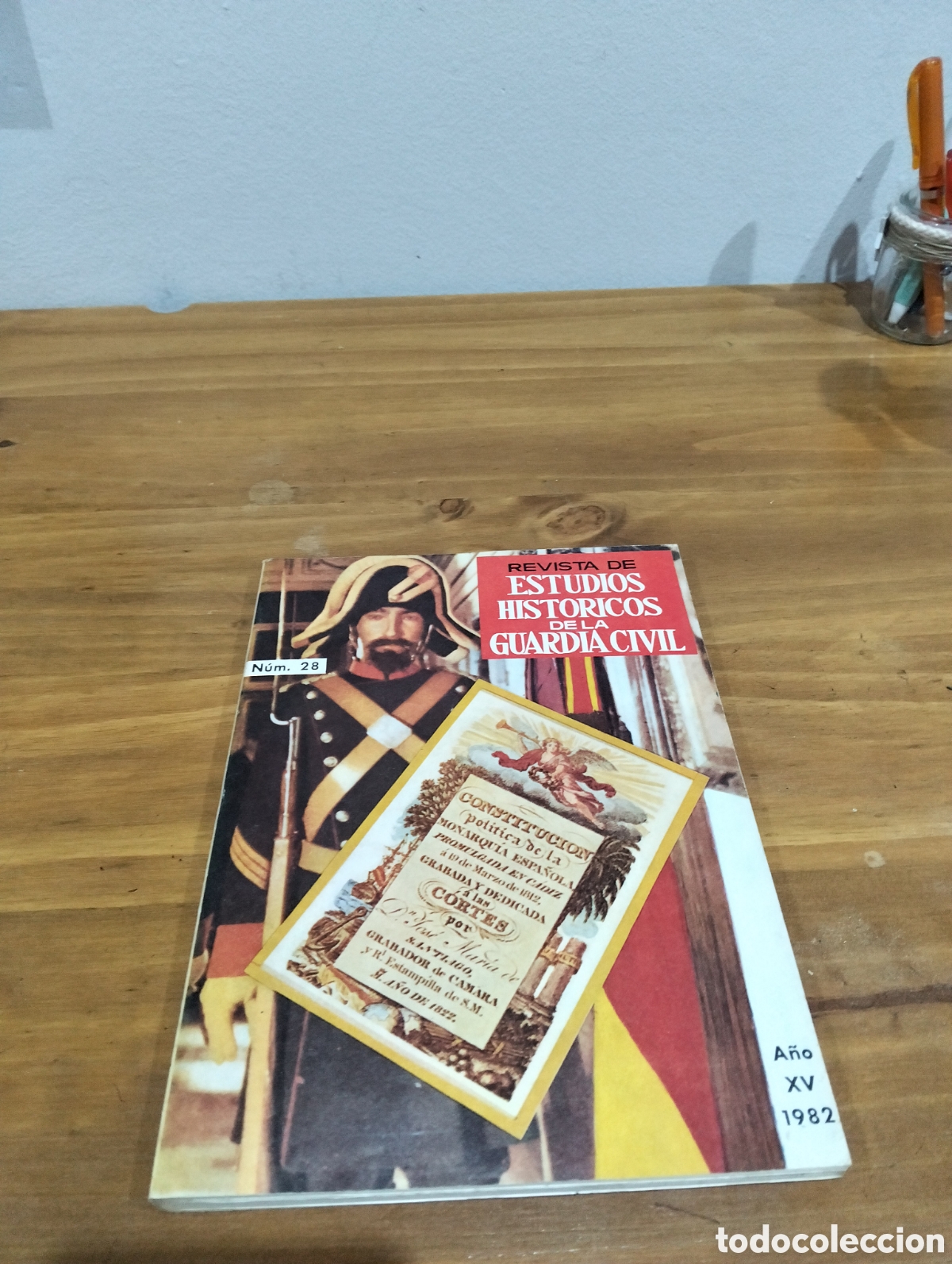 Coleccionismo de revistas y peri&oacute;dicos: Revista de estudios hist&oacute;ricos de la Guardia civil