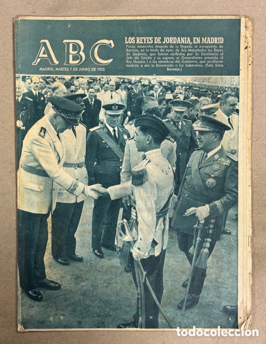 Coleccionismo de revistas y peri&oacute;dicos: ABC (7 JUNIO 1955) LOS REYES DE JORDANIA EN MADRID, ATHLETIC BILBAO CAMPE&Oacute;N COPA GAINZA