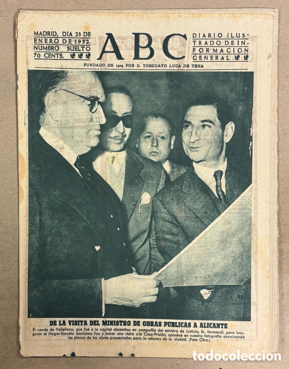 Collezionismo di Riviste e Giornali: ABC (23 ENERO 1952) MINISTRO OBRAS P&Uacute;BLICAS EN ALICANTE, INAUGURACI&Oacute;N EXPOSICI&Oacute;N DAL&Iacute;,&hellip;