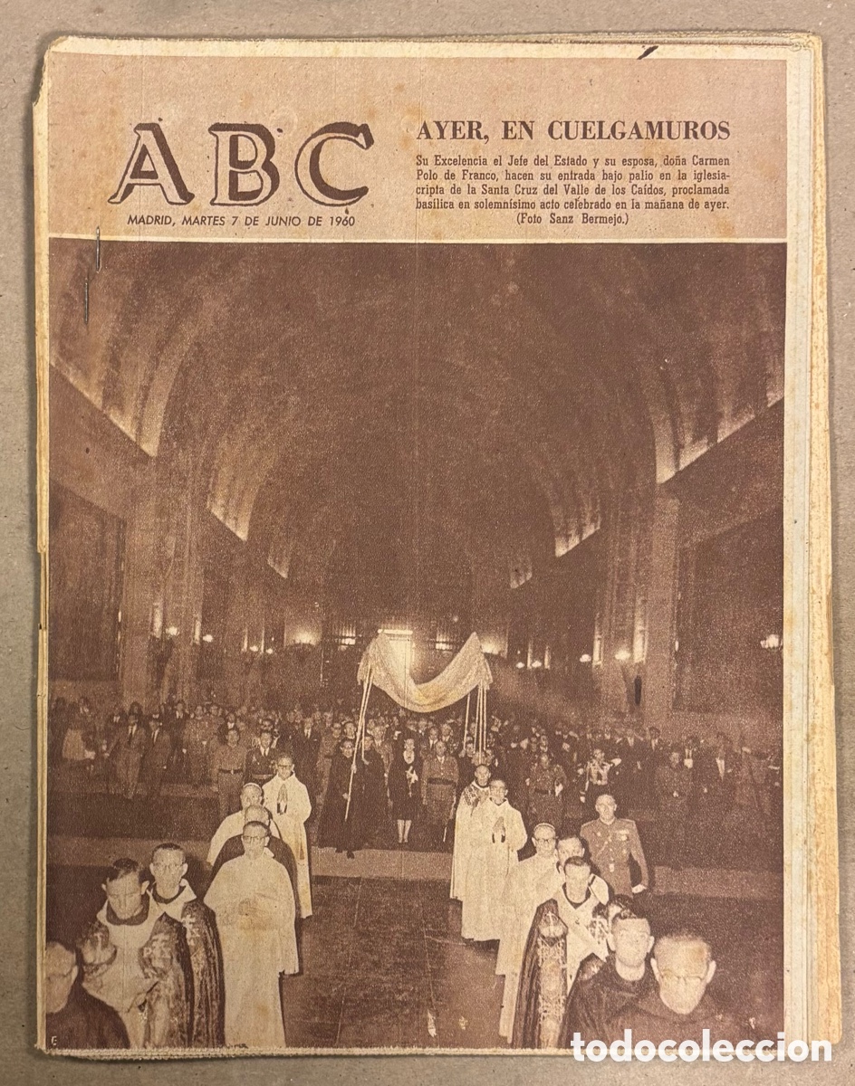Coleccionismo de revistas y peri&oacute;dicos: ABC (7 JUNIO 1960) CUELGAMUROS VALLE DE LOS CAIDOS, MARLON BRANDO, EL CIRCO AMERICANO, CORRIDA BENEF