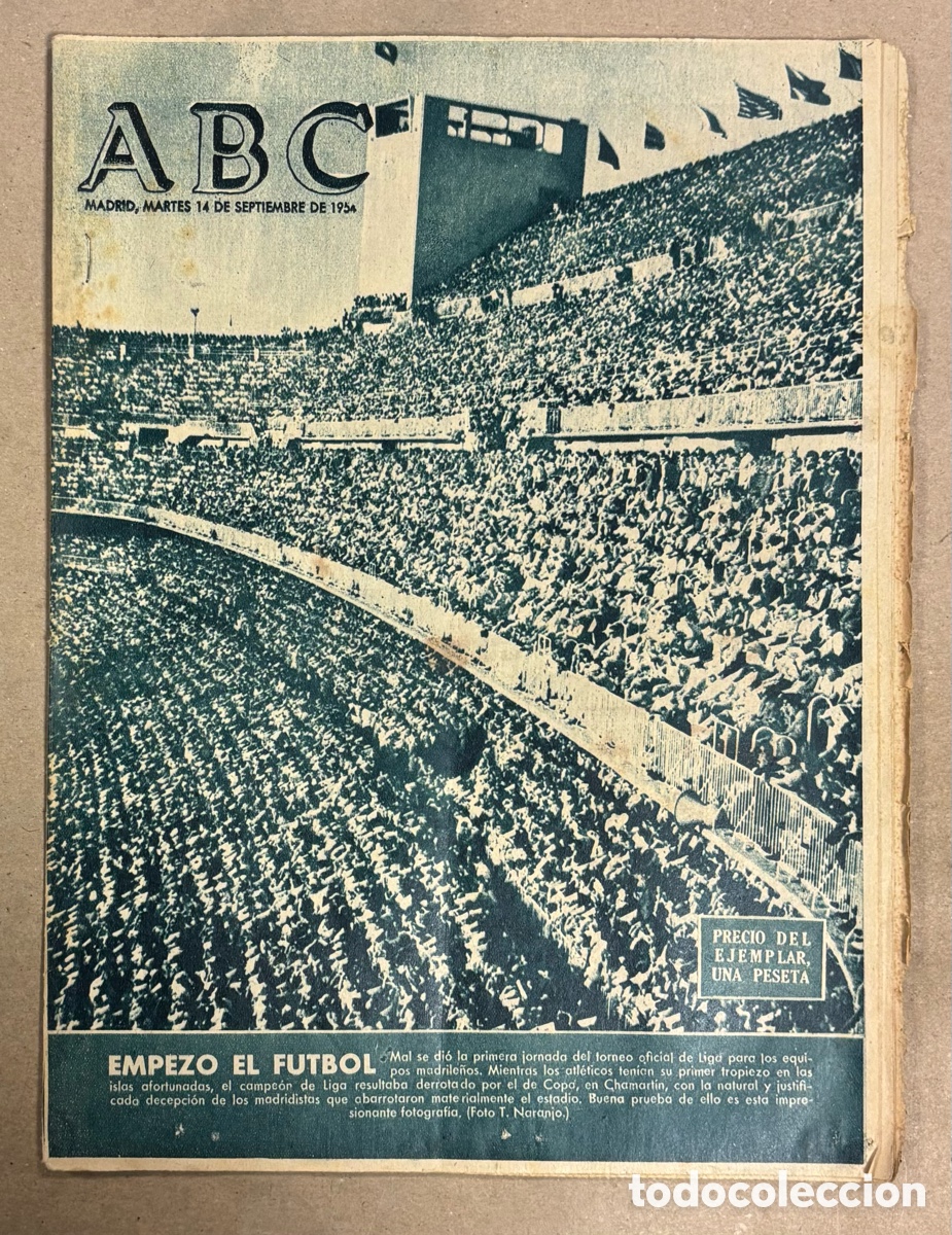 Coleccionismo de revistas y peri&oacute;dicos: ABC (14 SEPTIEMBRE 1954) EMPIEZA LIGA F&Uacute;TBOL REAL MADRID 1-3 VALENCIA, TROFEO M&Aacute;XIMO GOLEADOR DI STE