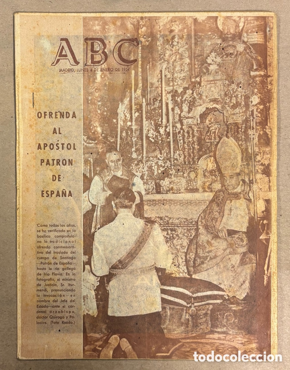 Coleccionismo de revistas y peri&oacute;dicos: ABC (4 ENERO 1954) OFRENDA APOSTOL, EJECUCI&Oacute;N MOLOTOV , ATHLETIC BILBAO 5-2 INDEPENDIENTE AVELLANEDA