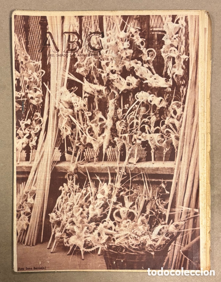 Collection Magazines and Newspapers: ABC (2 ABRIL 1955) MONUMENTO PARA CATEDRAL TOLEDO, PROCESI&Oacute;N TAMBORES DE HIJAR (ARAG&Oacute;N), 7 NOVIAS PA