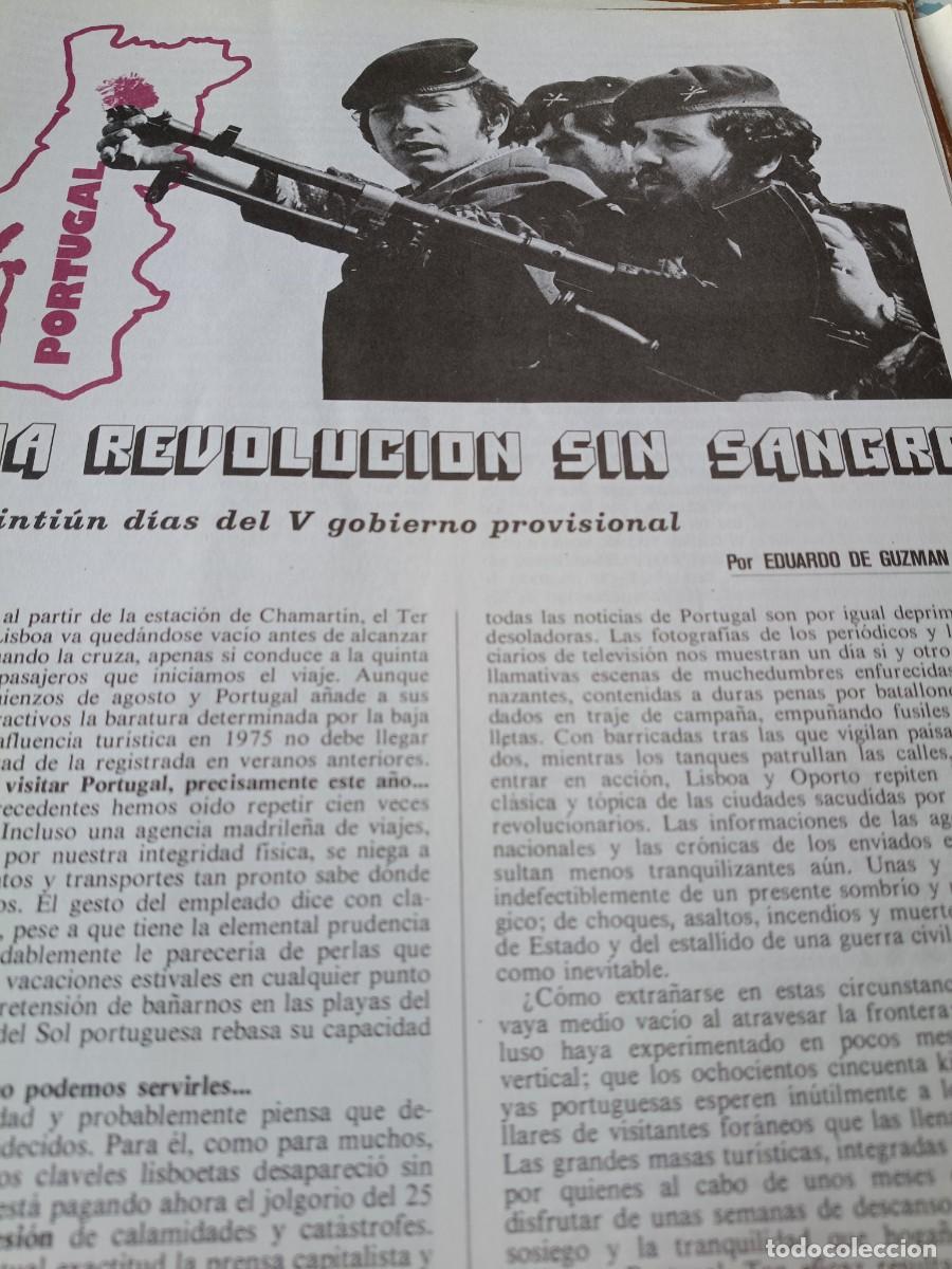 Coleccionismo de revistas y peri&oacute;dicos: PORTUGAL, REVOLUCI&Oacute;N DEL 25 DE ABRIL SIN SANGRE. 5 P&Aacute;GINAS EXTRA&Iacute;DAS DE REVISTA INDICE. 1975