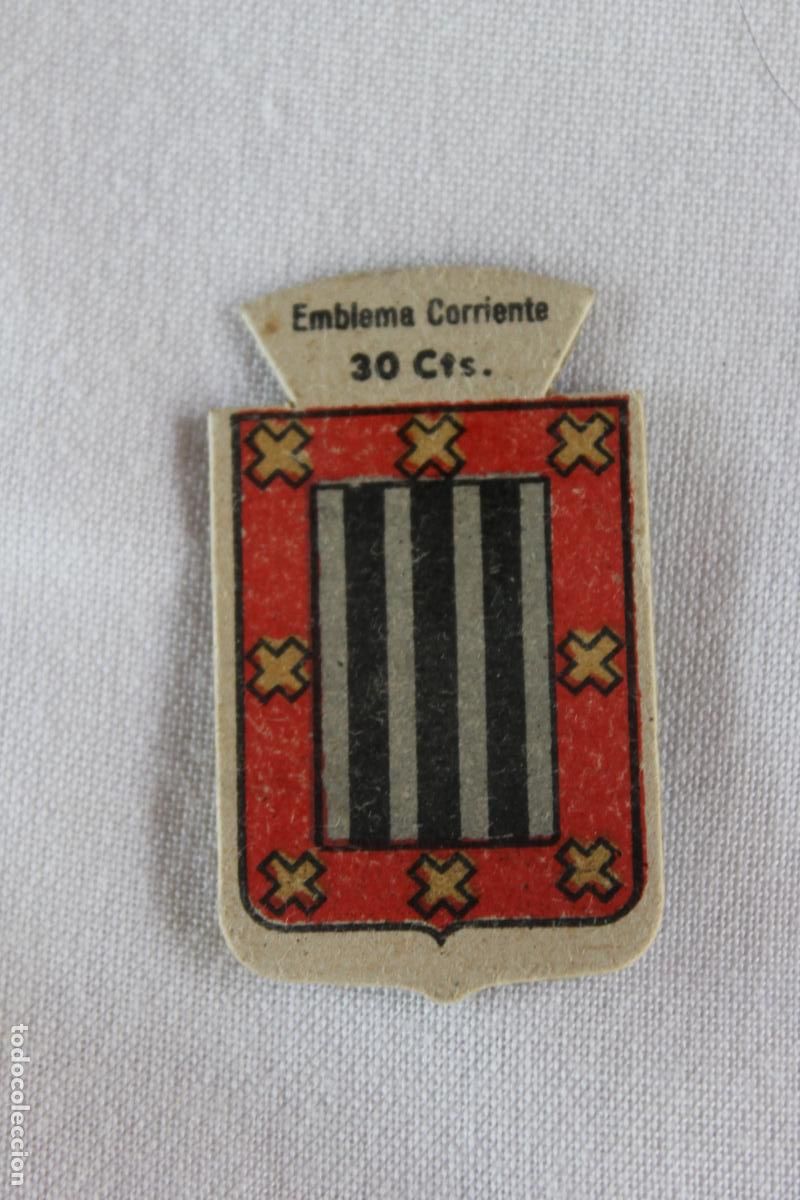 Collezionismo di Riviste e Giornali: EMBLEMA AUXILIO SOCIAL APELLIDO AGREDA N&ordm; 118