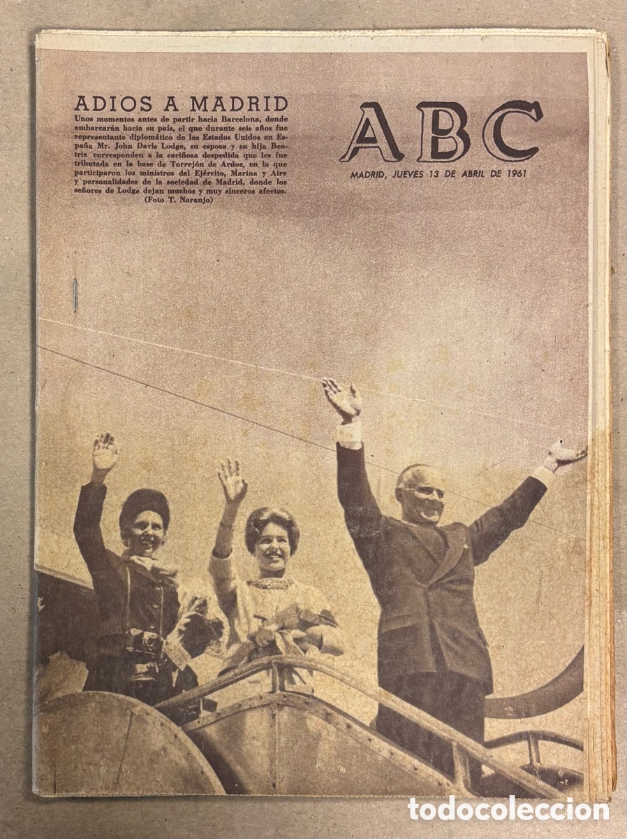 Coleccionismo de revistas y peri&oacute;dicos: ABC (13 ABRIL 1961) DIPLOM&Aacute;TICO ESTADOS UNIDOS EN ESPA&Ntilde;A, BARCELONA 1-0 HAMBURGO COPA DE EUROPA
