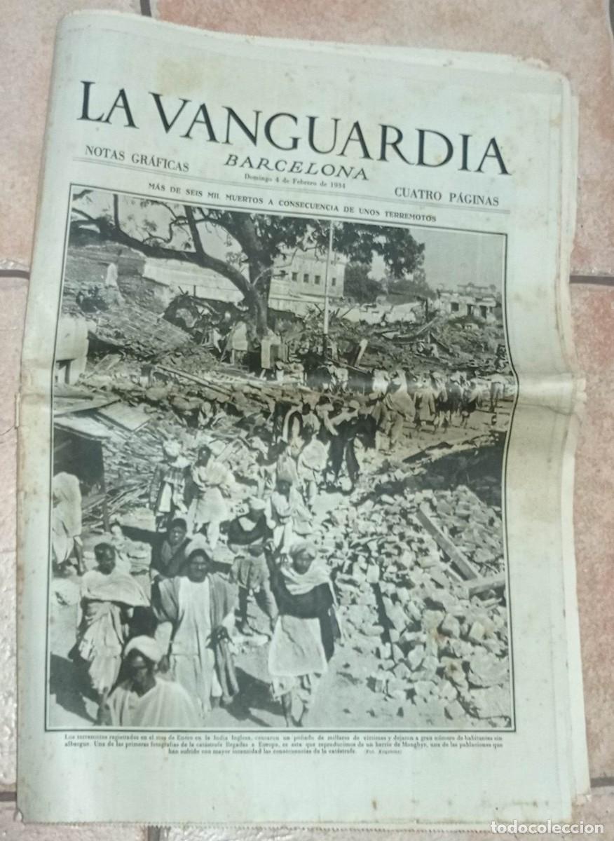 Coleccionismo de revistas y peri&oacute;dicos: LA VANGUARDIA , 4 P&Aacute;GINAS + EL PERIODICO 4 DE FEBRERO 1934 LA INDIA, ANIVERSARIO HITLER, MADRID