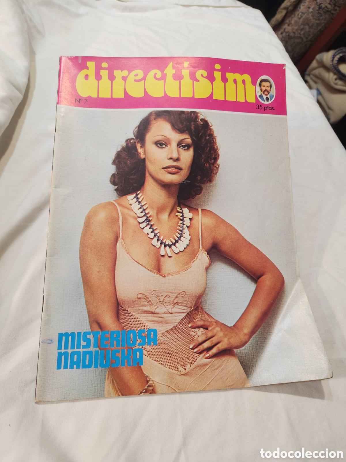 Coleccionismo de revistas y peri&oacute;dicos: REVISTA DIRECTISIMO N&deg; 7.MISTERIOSA NADIUSKA. POSTER DE URTAIN Y NADIUSKA. RTVE 1975