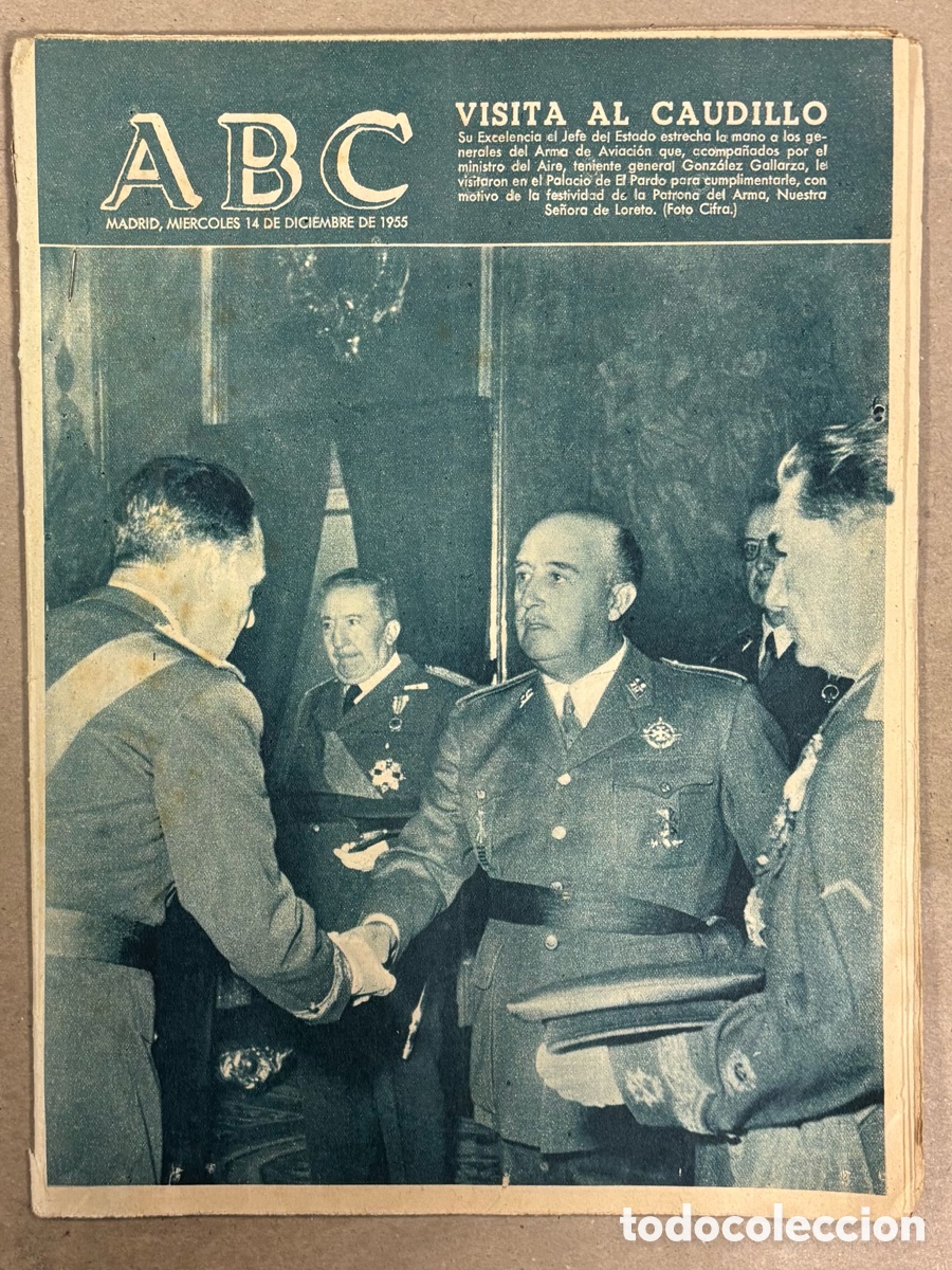 Coleccionismo de revistas y peri&oacute;dicos: ABC (14 DICIEMBRE 1955) GENERALES DEL ARMA DE AVIACI&Oacute;N VISITAN A FRANCO, HOMENAJE A &Aacute;NGEL PERICET