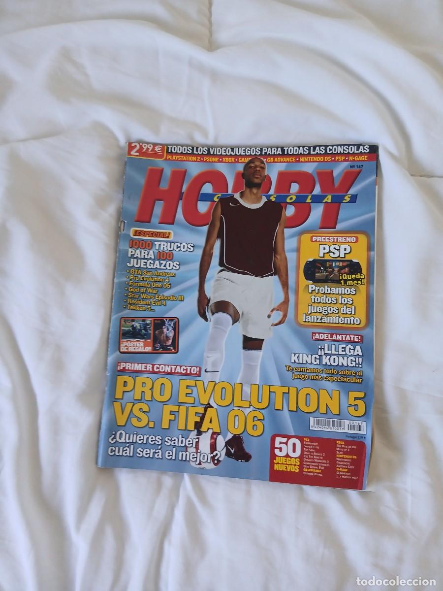 Coleccionismo de revistas y peri&oacute;dicos: Ejemplar de la revista Hobby Consolas n&uacute;mero 167. - Portada dedicada a Pro Evolution 5 y FIFA 06. -