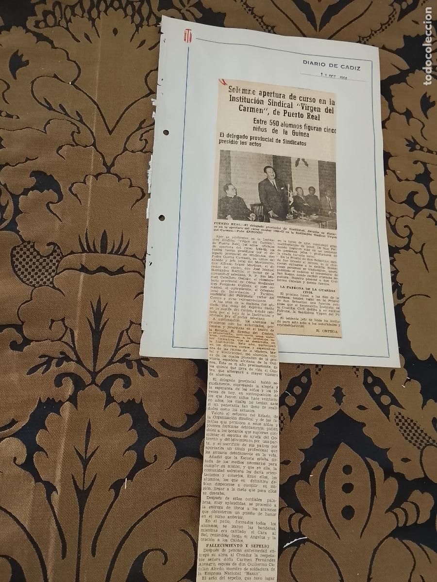 Collection Magazines and Newspapers: noticia DIARIO DE CADIZ 1954 - SINDICATO - CURSO INSTITUTO NACIONAL VIRGEN DEL CARMEN PUERTO REAL