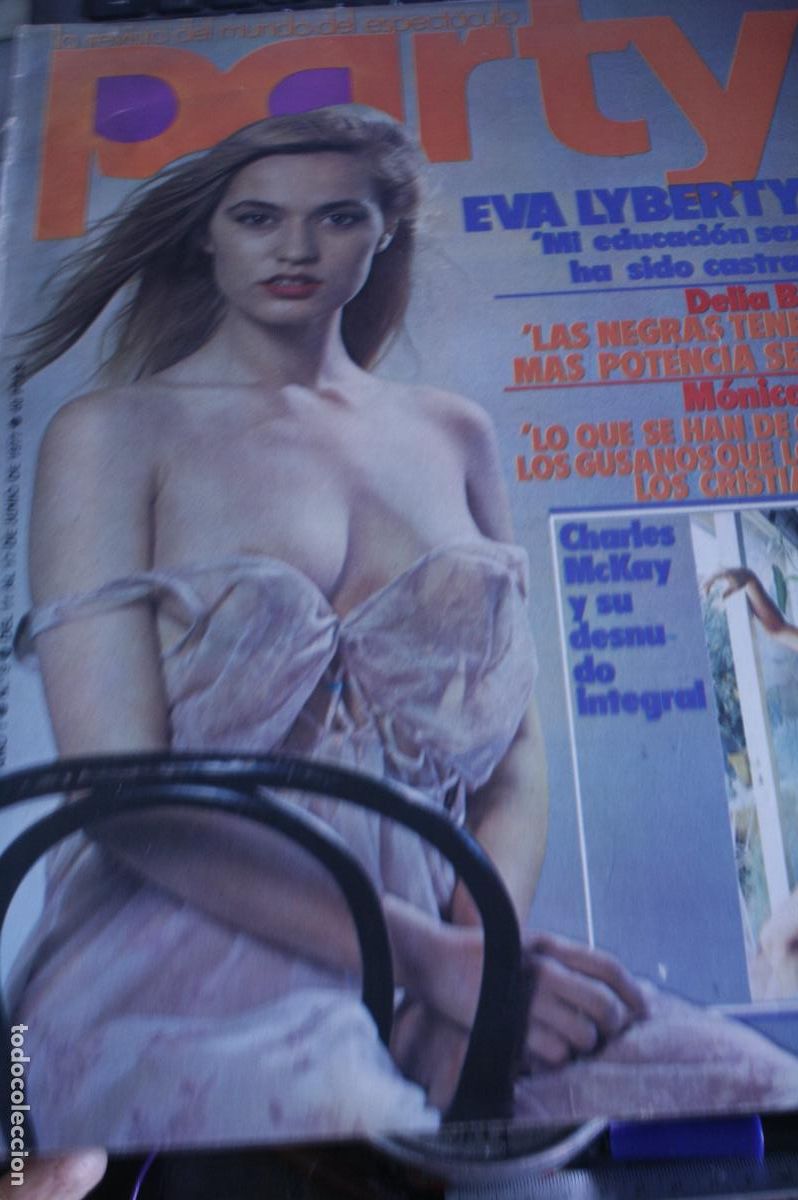 Coleccionismo de revistas y peri&oacute;dicos: REVISTA GAY PARTY N&ordm; 9 DESTAPE EVA LYBERTYN PACO ESPA&Ntilde;A BONEY M 977 MONICA REY DESTAPE DESNUDO