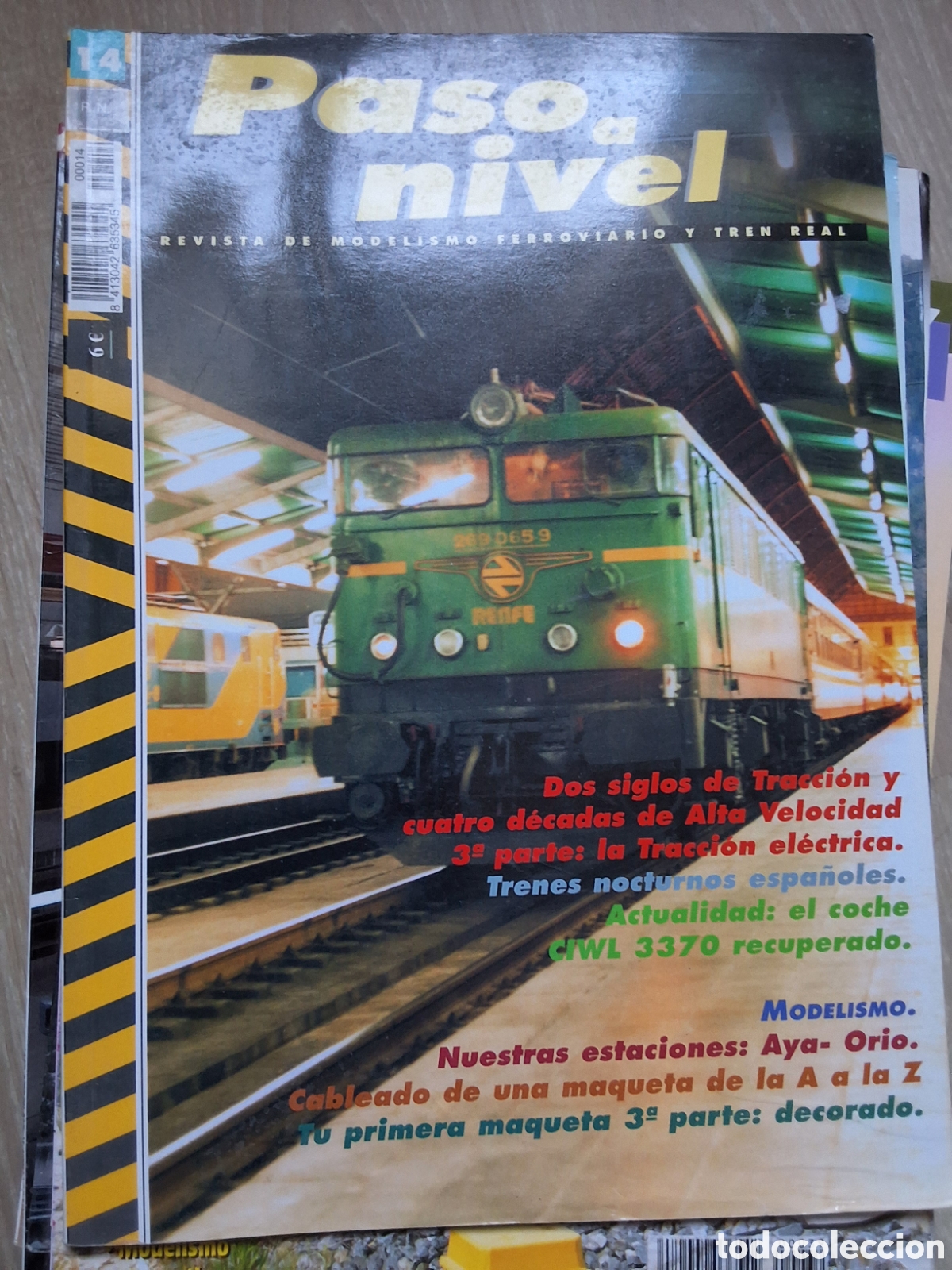 Coleccionismo de revistas y peri&oacute;dicos: Paso a nivel revista trenes y maquetas n&uacute;mero 14 a&ntilde;o 2003