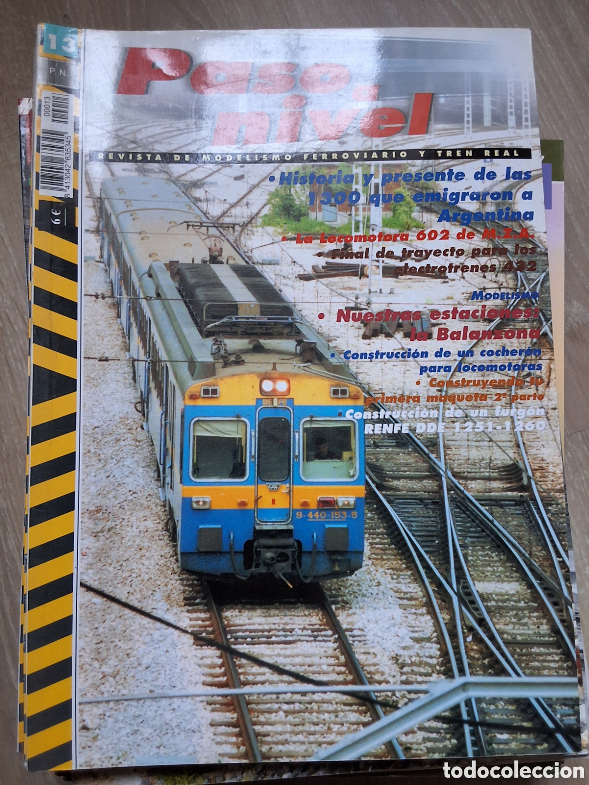 Coleccionismo de revistas y peri&oacute;dicos: Paso a nivel revista trenes y maquetas n&uacute;mero 13 a&ntilde;o 2003