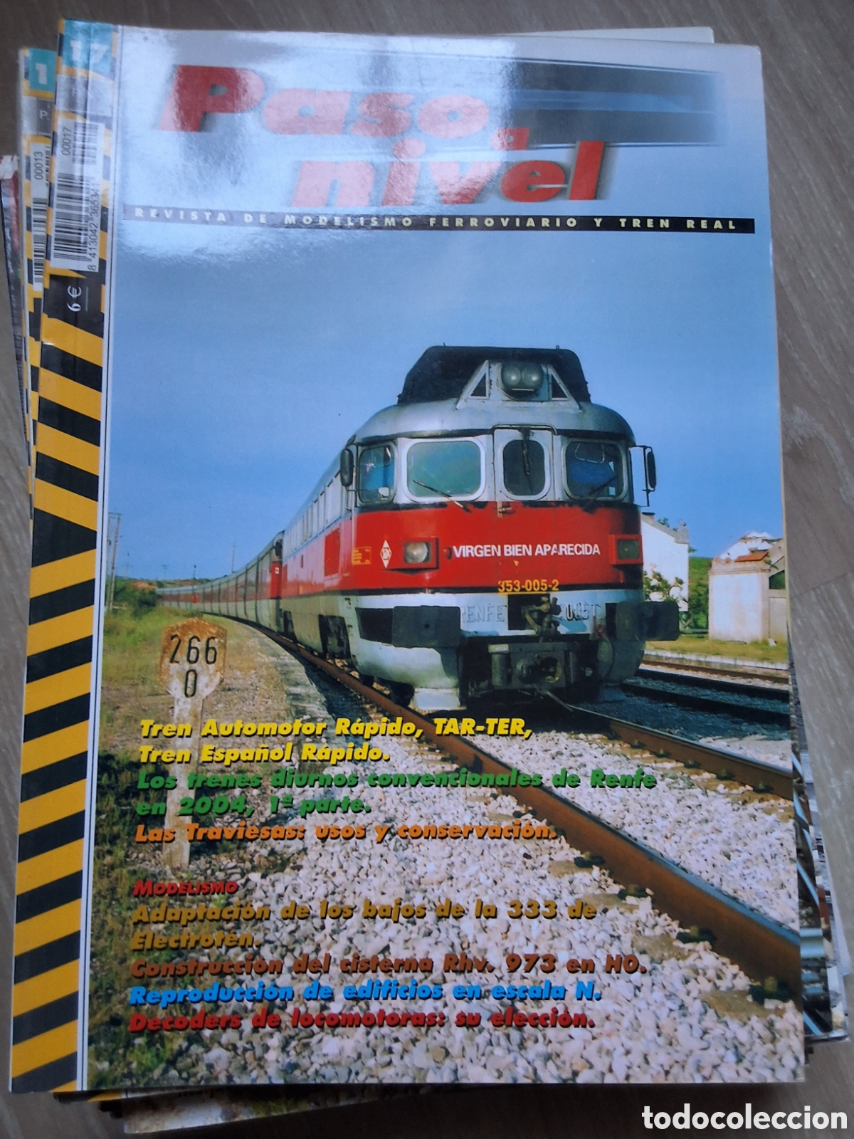 Coleccionismo de revistas y peri&oacute;dicos: Paso a nivel revista trenes y maquetas n&uacute;mero 17 a&ntilde;o 2003